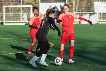 Bild 326 - wBJ VfL Pinneberg2 - Eimsbuttler TV 3 : Ergebnis: 5:0